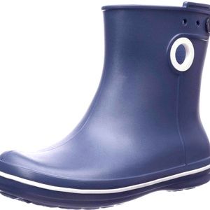 Crocs womens jaunt shorty boots size 7
